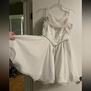 Women’s white chiffon dress